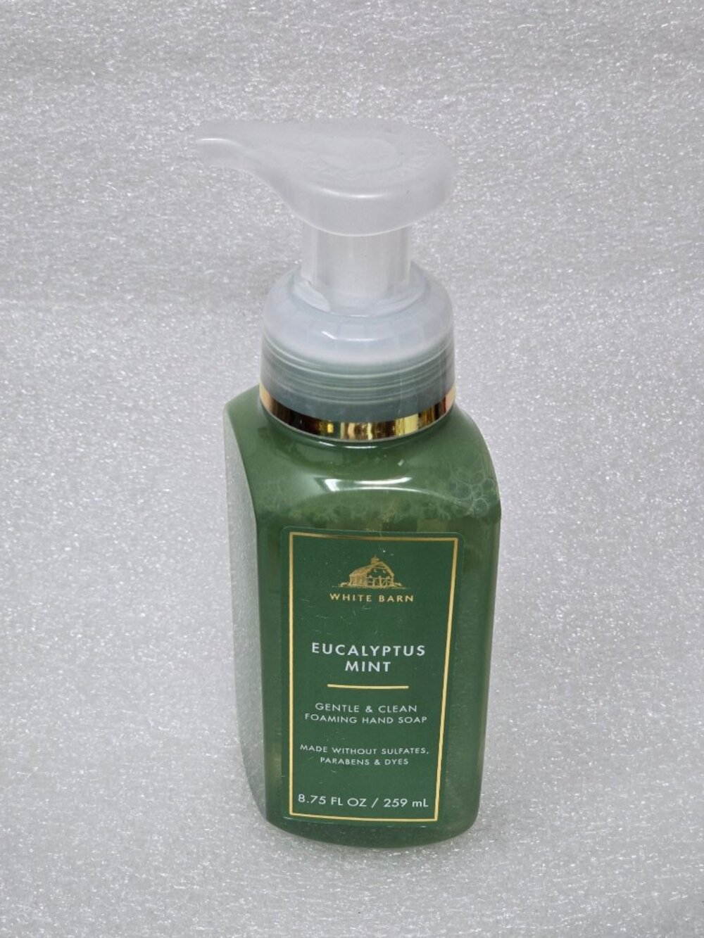 Bath & Body Works White Barn Eucalyptus Mint Gentle & Clean Foaming Hand Soap